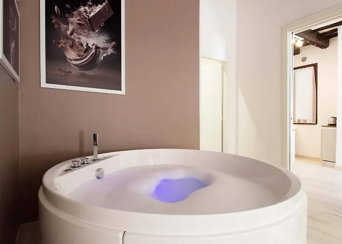 Appartement Flat With Whirlpool Bath In The Historic Centre *